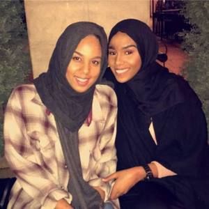 Meet your Posher, Aisha